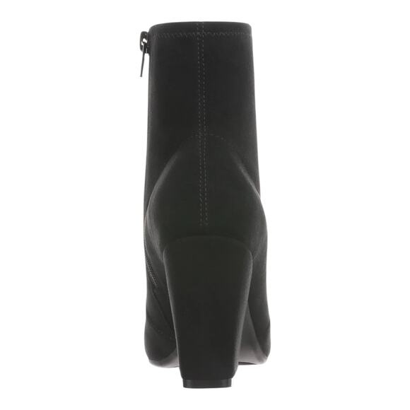 On 34th Women's Lydiaa Pointed Toe Block Heel Booties Black Size 5 - Picture 3 of 5